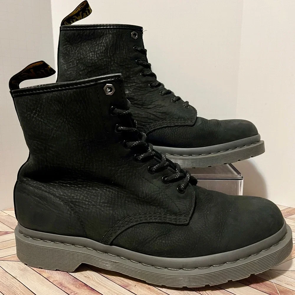 Dr Martens 1460 Mono Milled Black Nubuck Leather Men 11 Boots Water Resistant